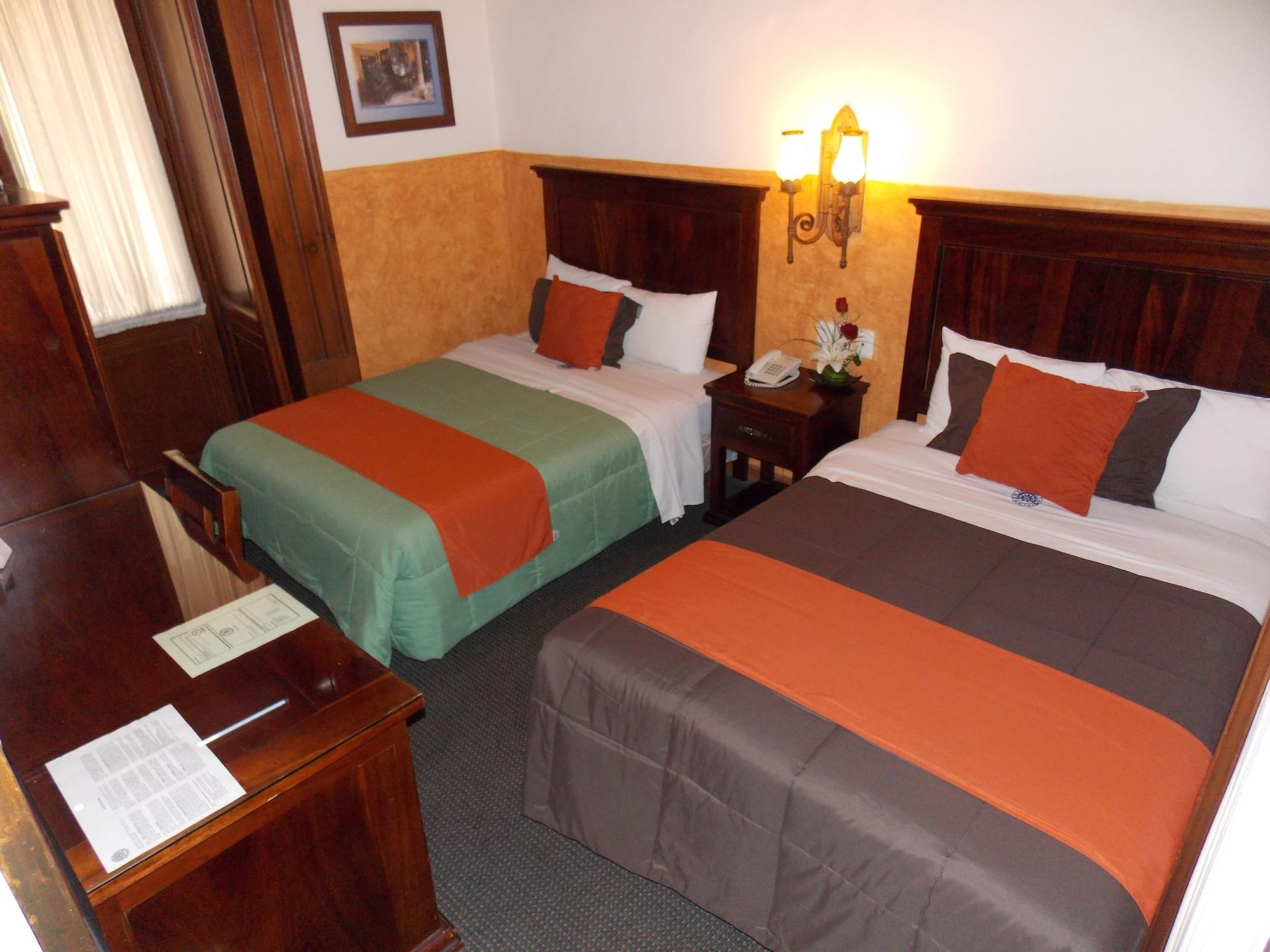 Hotel Historia Морелия Екстериор снимка
