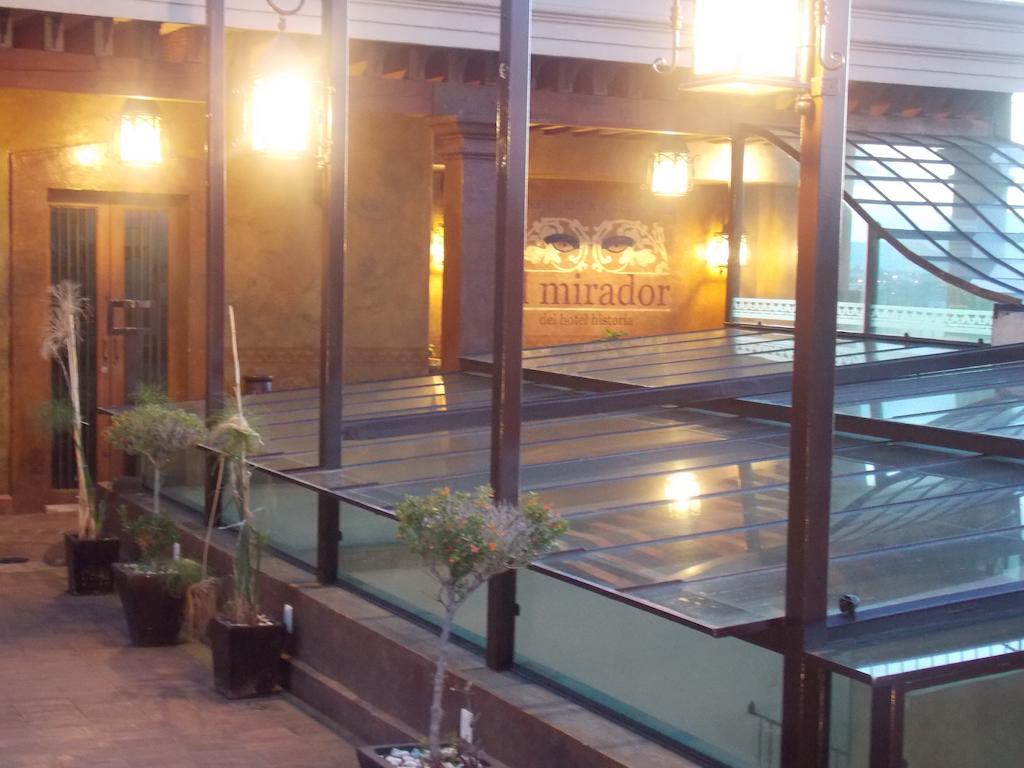 Hotel Historia Морелия Екстериор снимка
