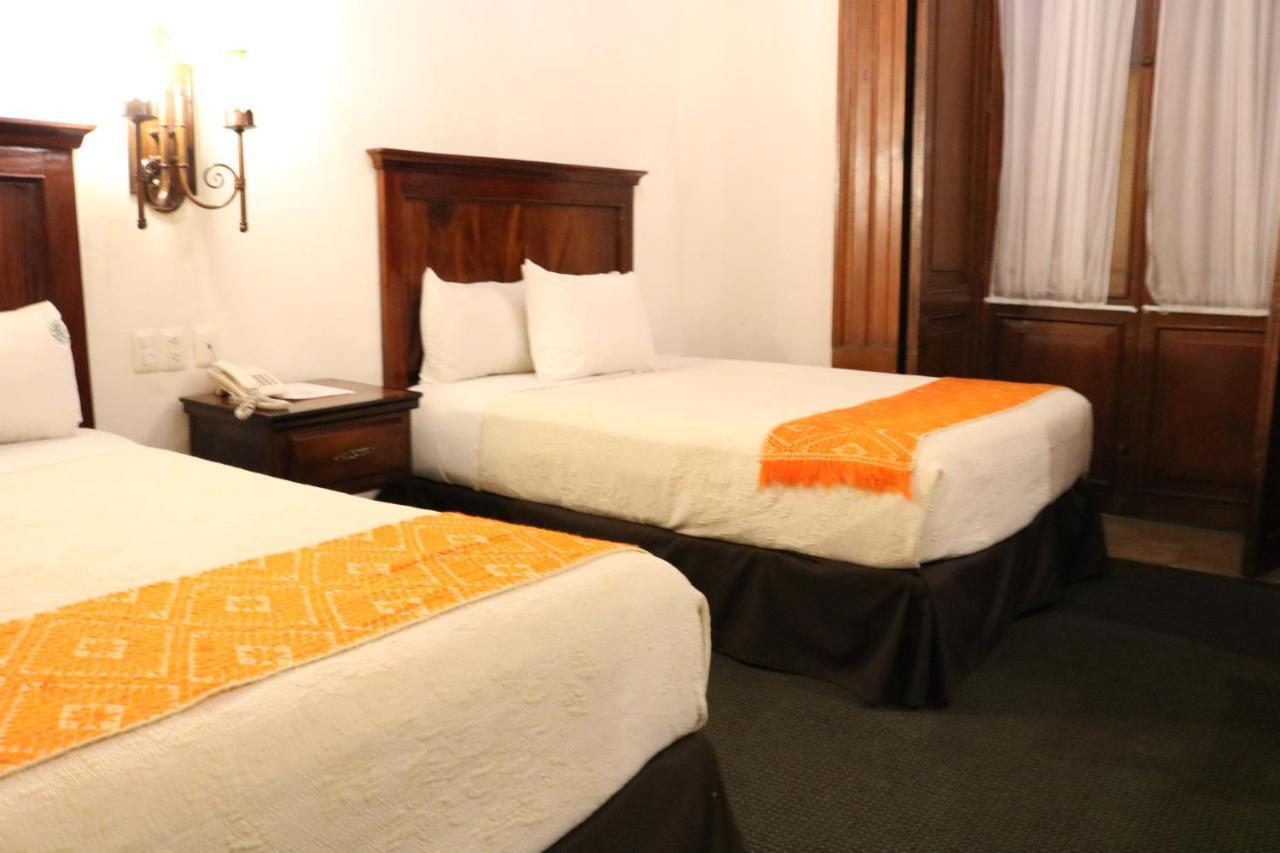 Hotel Historia Морелия Екстериор снимка